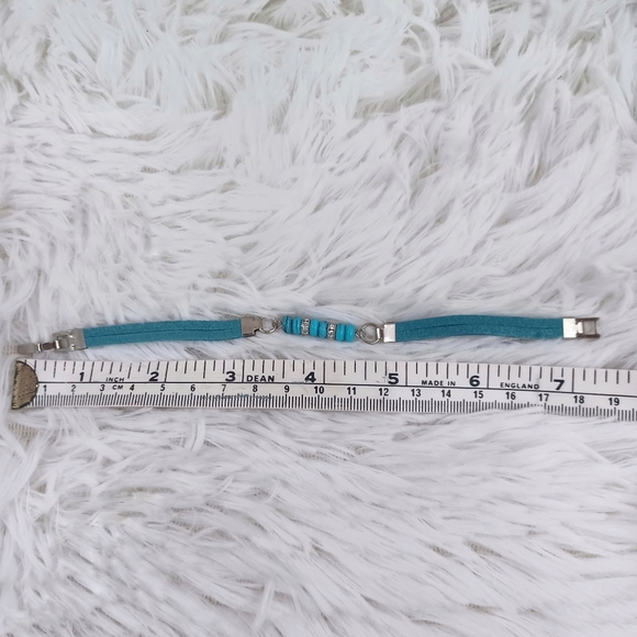 Boutique Turquoise Bracelet - Picture 6 of 8